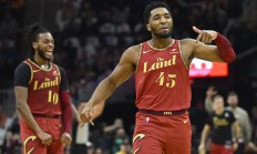 九游体育APP下载-包含复仇成功晋级，猛龙主场击败骑士挺进东部决赛的词条