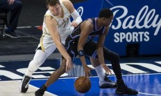 九游中国-包含山东队力克四川队，福克斯刷新纪录的词条