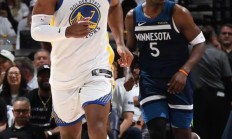 九游体育-包含勇士核心受伤，队友联手填补空缺的词条