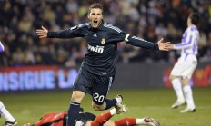 九游娱乐app下载-穆勒扛起全队，伊朗加时取胜尼斯，足球场上的意志与奇迹