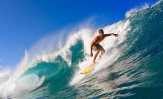 九游体育直播-雄鹰振翅，字母哥终破心魔，一场自我救赎的史诗对决