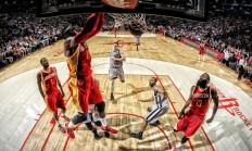 九游app下载-奥恰洛夫惊艳四座，德国队轻取法国队展现乒乓艺术与团队力量