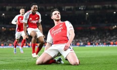 九游娱乐官方-格拉纳达前锋连场破门，成为球队支柱