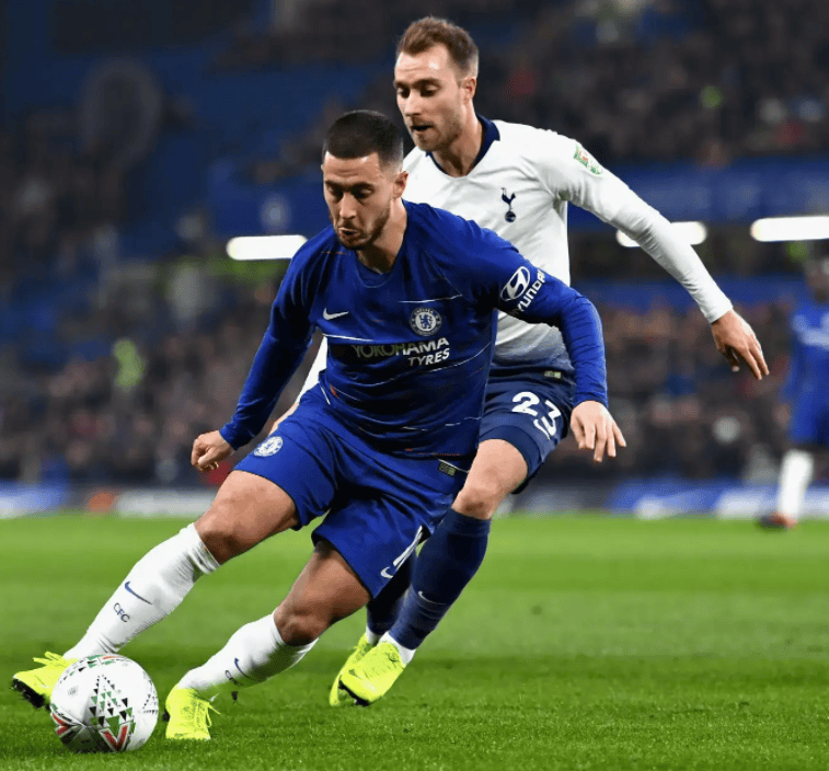 法兰克福队进攻打开方式，轻松击败对手的简单介绍