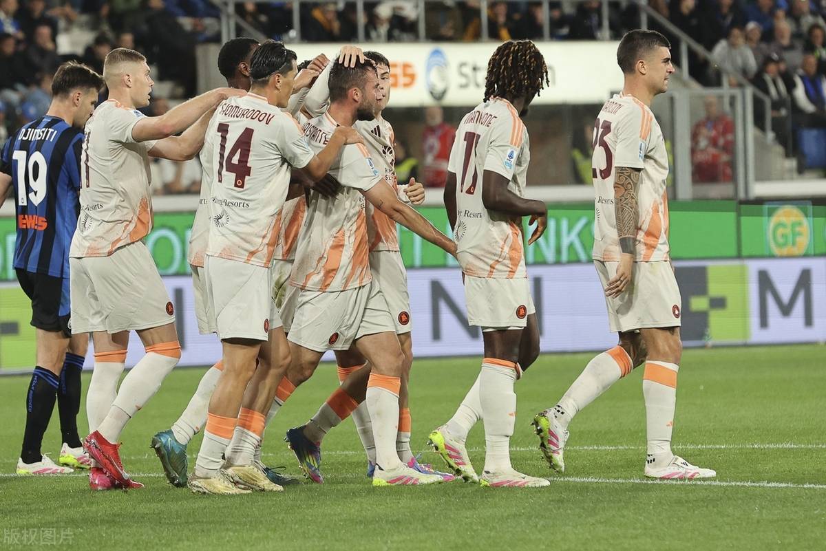 包含意甲球队表现不佳，三连败遭淘汰的词条