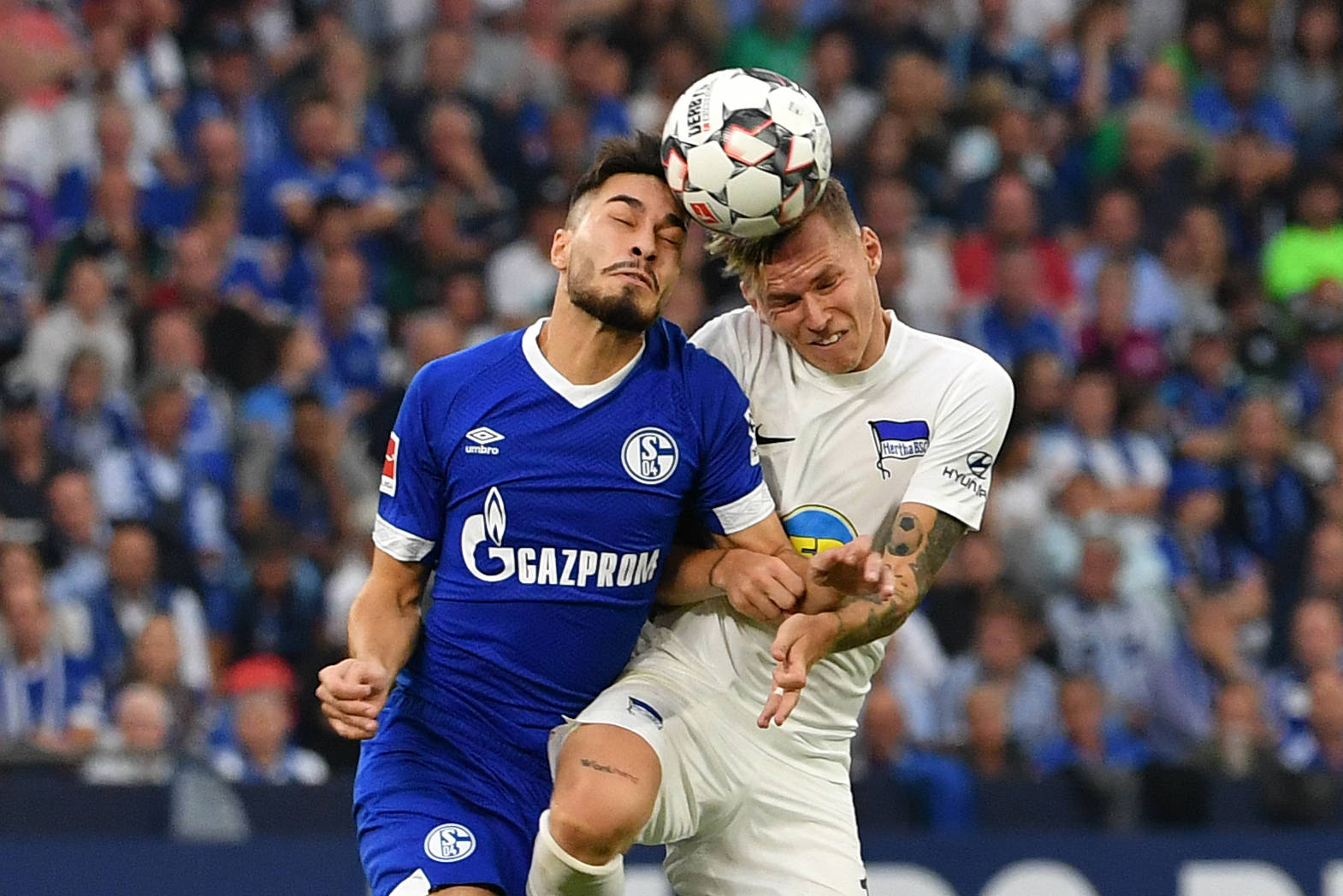 沙尔克球员表现出色,继续保持不败 沙尔克球员表现出色,继续保持不败