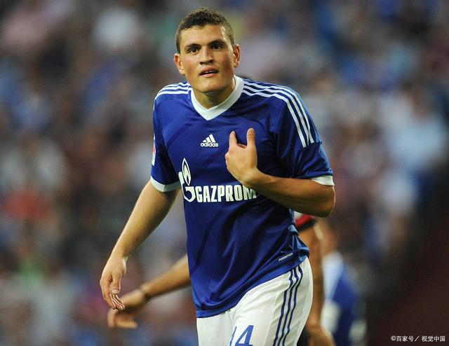 沙尔克球员表现出色,继续保持不败 沙尔克球员表现出色,继续保持不败