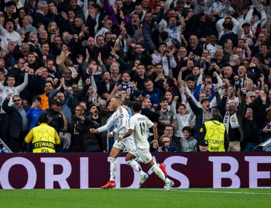 曼城大胜晋级，欧冠征程再添胜利