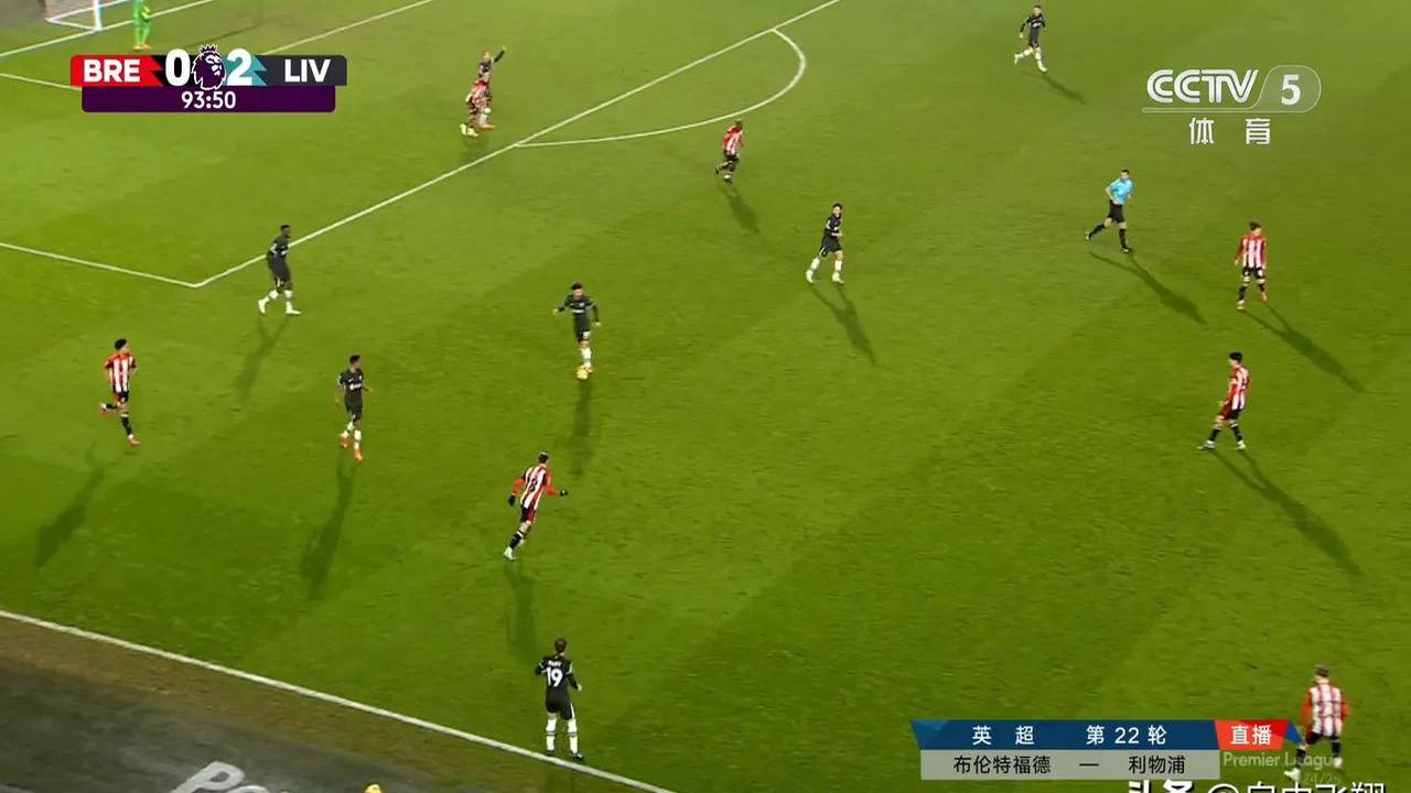 关于国外足球历史上发生了一场非常重要的赛事的信息 关于国外足球历史上发生了一场非常重要的赛事的信息