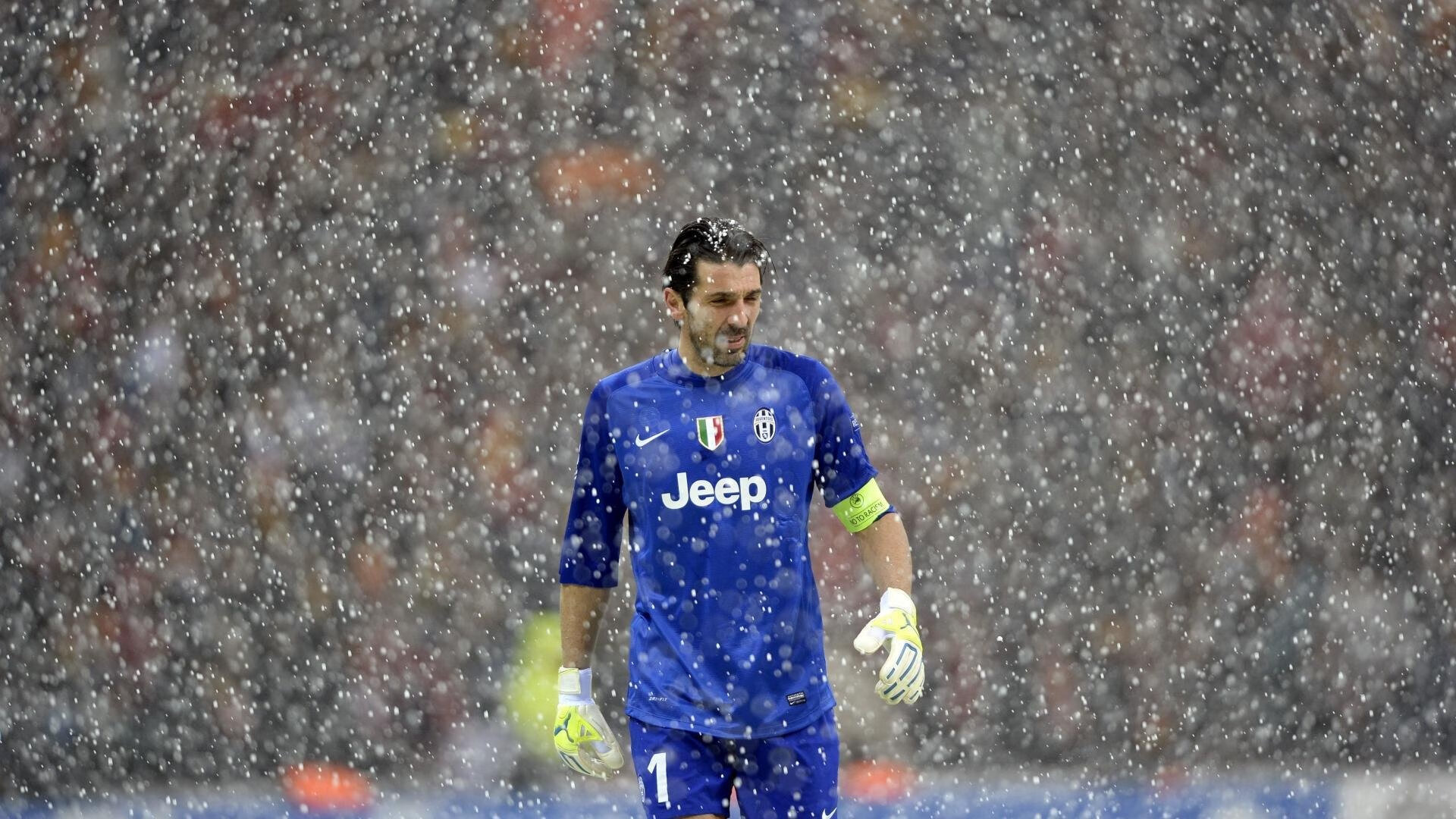 库里展现巨星价值，老鹰决胜局带走马刺