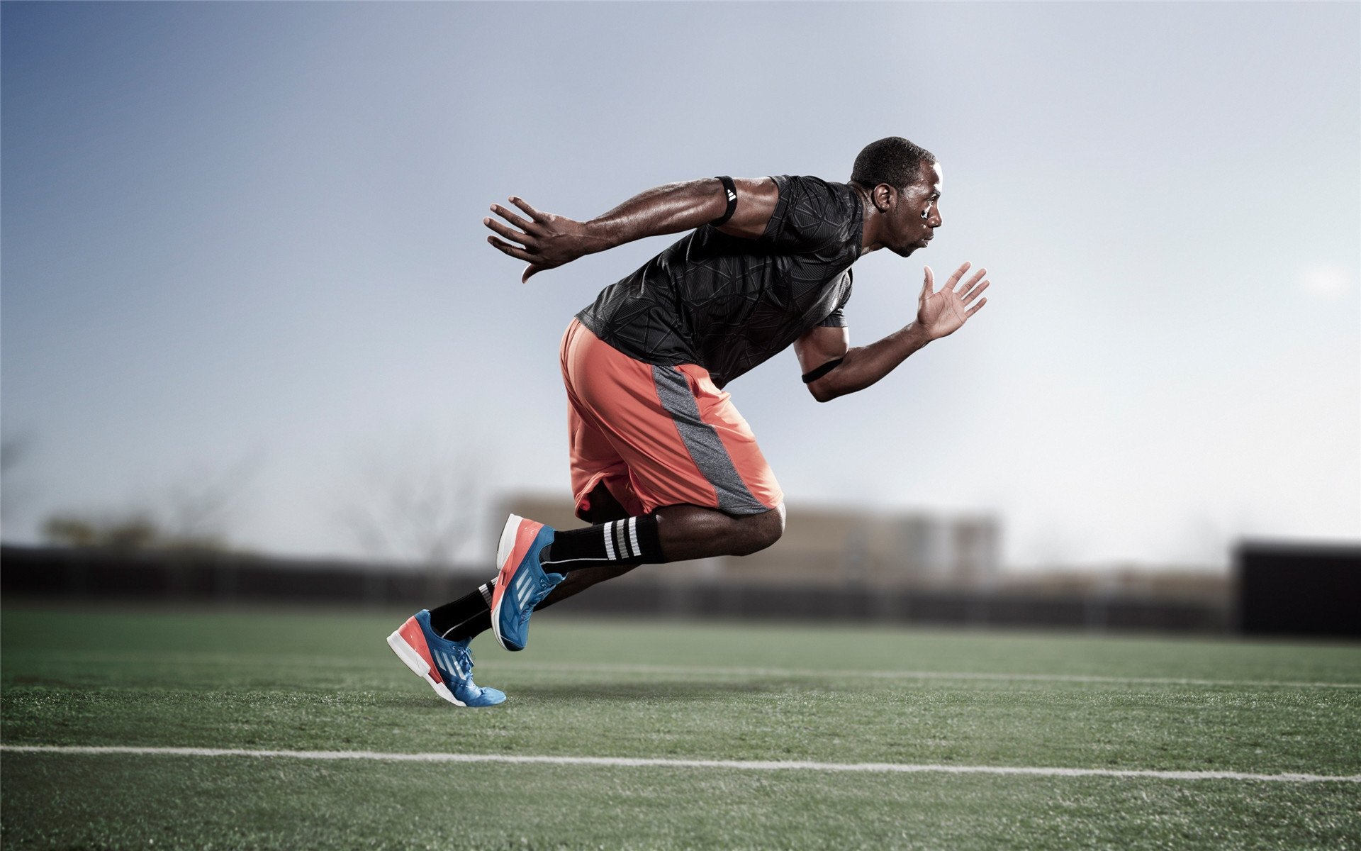 伊布君临安菲尔德，阿根廷风暴险胜利物浦，一场属于个人的统治表演